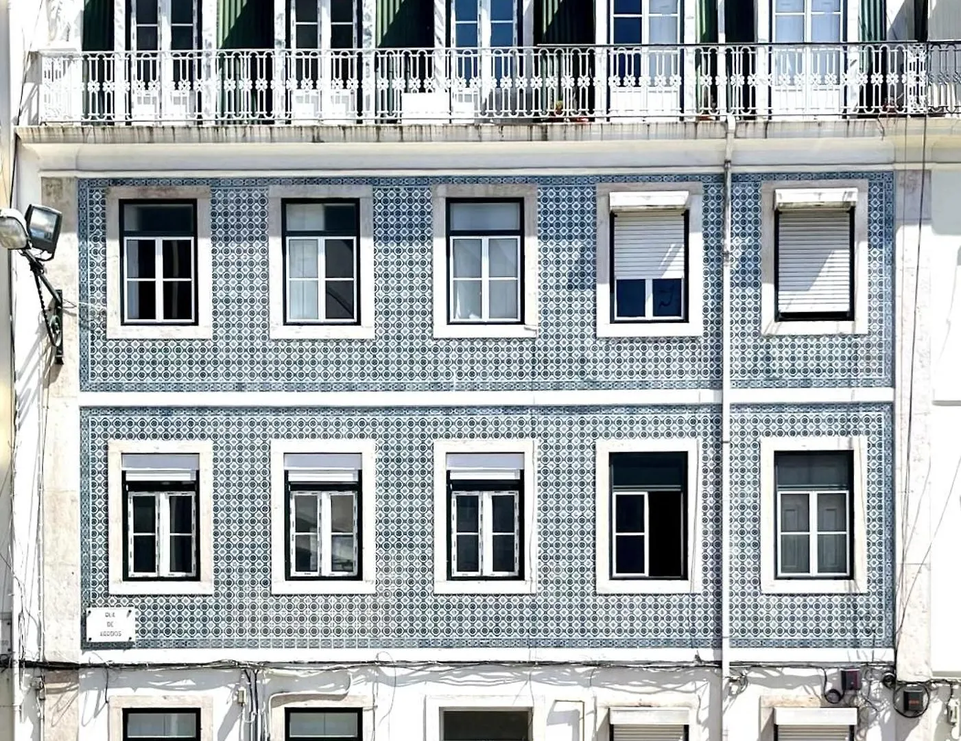 Contemporary Oasis In The Heart Of Lisbon Lägenhet